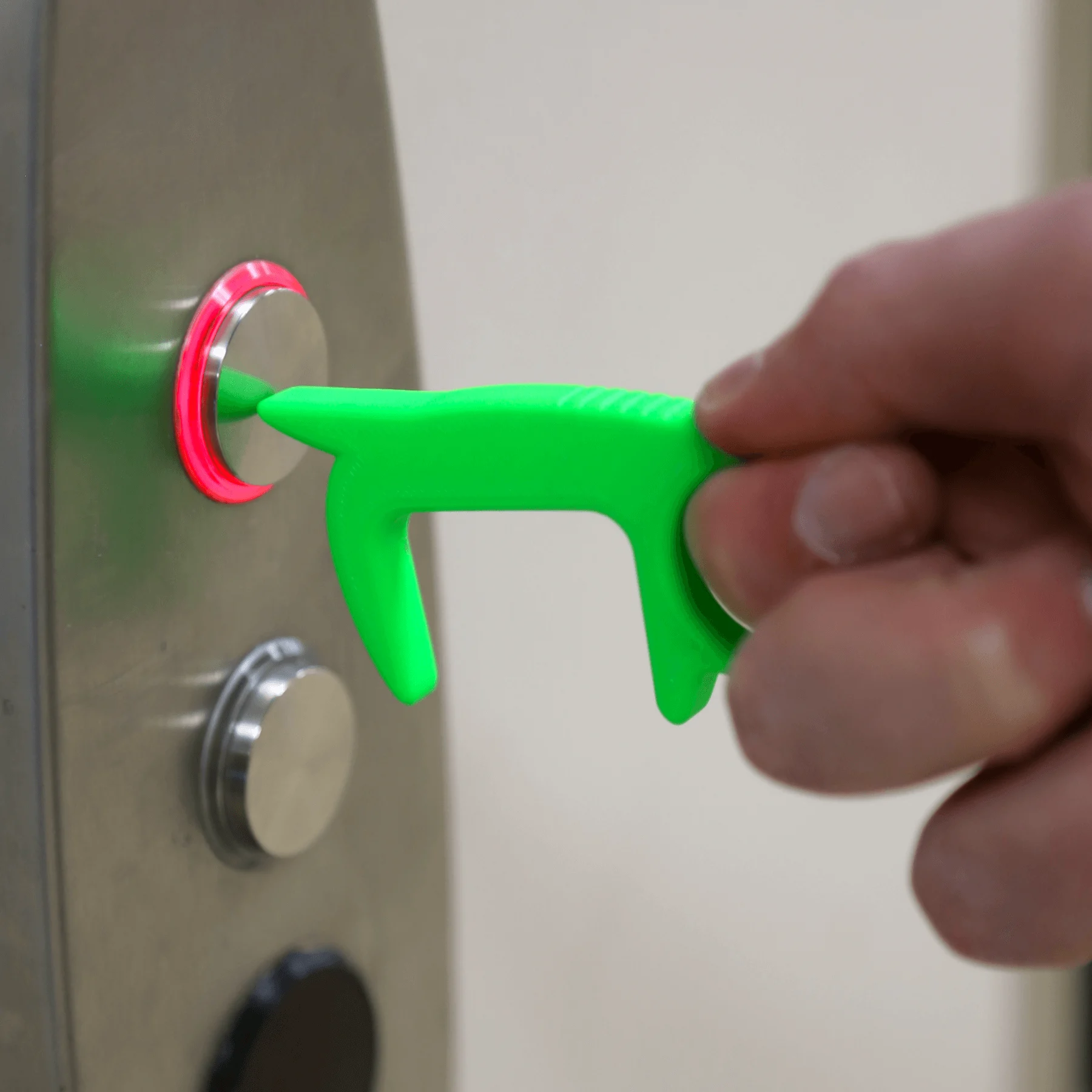 Door pusher in use 2